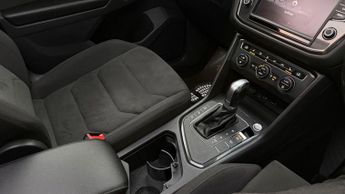 Volkswagen Tiguan 2.0 TDI BlueMotion Tech SEL DSG Euro 6 (s/s) 5dr