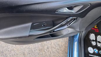 Vauxhall Astra 1.6 CDTi BlueInjection Elite Auto Euro 6 5dr