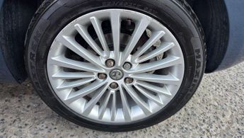 Vauxhall Astra 1.6 CDTi BlueInjection Elite Auto Euro 6 5dr