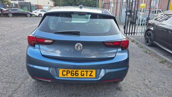 Vauxhall Astra 1.6 CDTi BlueInjection Elite Auto Euro 6 5dr