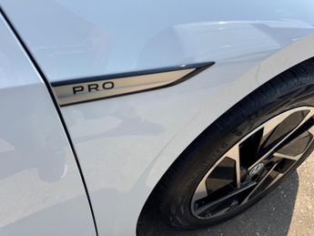 Volkswagen ID.3 Pro Performance 58kWh Life Auto 5dr