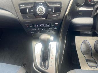 Honda Civic 1.8 i-VTEC SE Plus Tourer Auto Euro 5 5dr