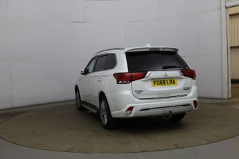 Mitsubishi Outlander 2.4h TwinMotor 13.8kWh 4h CVT 4WD Euro 6 (s/s) 5dr