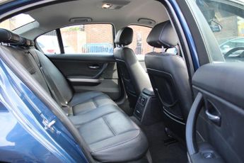 BMW 3 Series 3.0 330d SE Auto Euro 4 4dr