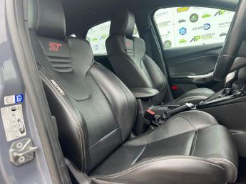 Ford Focus 2.0 TDCi ST-3 Powershift Euro 6 (s/s) 5dr