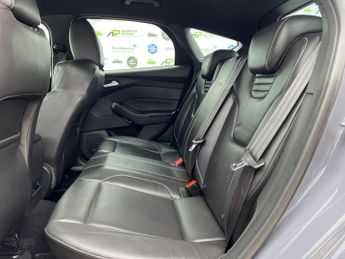 Ford Focus 2.0 TDCi ST-3 Powershift Euro 6 (s/s) 5dr