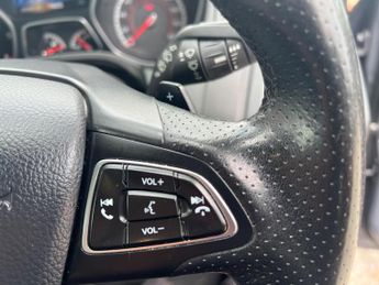 Ford Focus 2.0 TDCi ST-3 Powershift Euro 6 (s/s) 5dr
