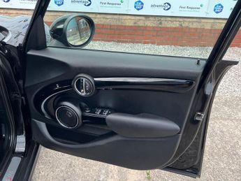 MINI Hatch 2.0 Cooper SD Auto 6Spd Euro 6 (s/s) 5dr