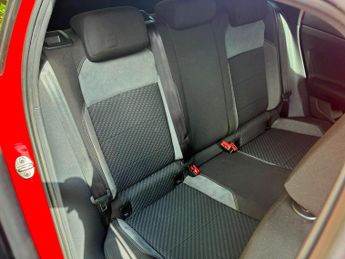 Volkswagen Polo 1.0 TSI R-Line DSG Euro 6 (s/s) 5dr