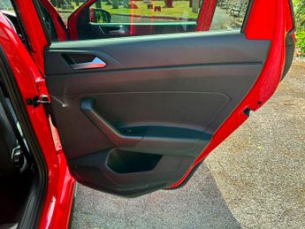 Volkswagen Polo 1.0 TSI R-Line DSG Euro 6 (s/s) 5dr