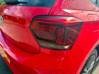 Volkswagen Polo 1.0 TSI R-Line DSG Euro 6 (s/s) 5dr