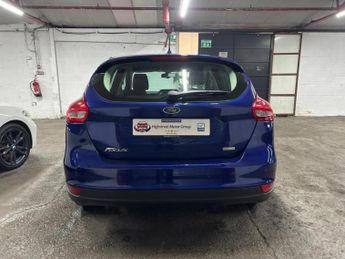Ford Focus 1.0T EcoBoost Zetec Euro 6 (s/s) 5dr