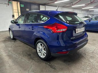 Ford Focus 1.0T EcoBoost Zetec Euro 6 (s/s) 5dr