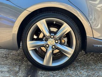 Lexus IS 2.5 300h Premier E-CVT Euro 5 (s/s) 4dr