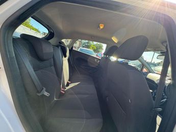 Ford Fiesta 1.0T EcoBoost Zetec Euro 6 (s/s) 5dr