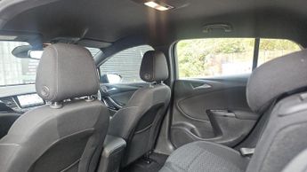 Vauxhall Astra 1.6 CDTi ecoTEC BlueInjection SRi VX Line Nav Euro 6 5dr