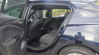 Vauxhall Astra 1.6 CDTi ecoTEC BlueInjection SRi VX Line Nav Euro 6 5dr