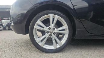 Vauxhall Astra 1.6 CDTi ecoTEC BlueInjection SRi VX Line Nav Euro 6 5dr