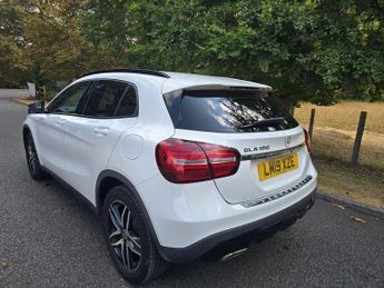 Mercedes-Benz GLA 1.6 GLA180 Urban Edition 7G-DCT Euro 6 (s/s) 5dr