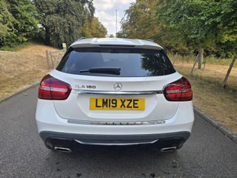 Mercedes-Benz GLA 1.6 GLA180 Urban Edition 7G-DCT Euro 6 (s/s) 5dr