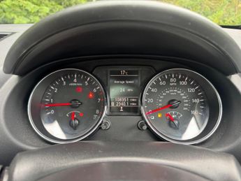 Nissan Qashqai 1.6 n-tec 2WD Euro 5 5dr