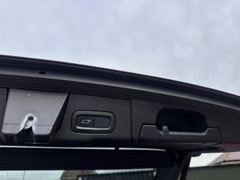 Volvo XC60 2.0 D4 R-Design Auto Euro 6 (s/s) 5dr