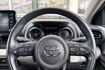 Toyota Yaris 1.5 VVT-h Excel E-CVT Euro 6 (s/s) 5dr