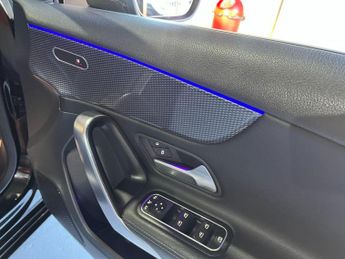 Mercedes-Benz A Class 1.5 A180d Sport (Premium) 7G-DCT Euro 6 (s/s) 5dr