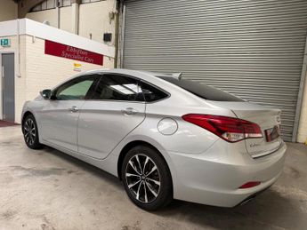 Hyundai i40 1.7 CRDi Blue Drive SE Nav Business DCT Euro 6 (s/s) 4dr