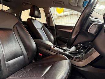 Hyundai i40 1.7 CRDi Blue Drive SE Nav Business DCT Euro 6 (s/s) 4dr