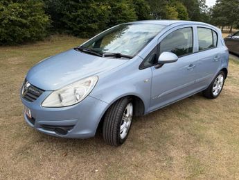 Vauxhall Corsa 1.4i 16v Club 5dr