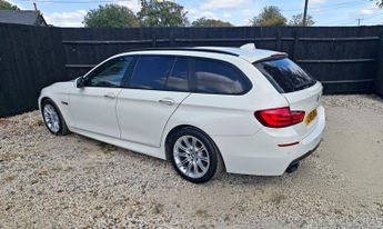 BMW 5 Series 3.0 528i M Sport Touring 5dr Petrol Steptronic Euro 5 (258 ps)