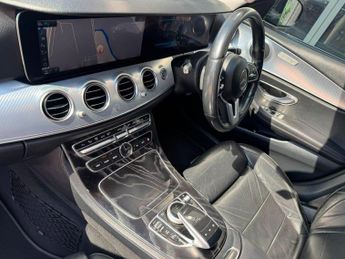 MERCEDES-BENZ E CLASS 2.0 E220d SE Saloon 4dr Diesel G-Tronic+ Euro 6 (s/s) (194 ps) *
