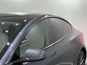 Tesla Model 3 (Dual Motor) Long Range Auto 4WDE 4dr