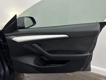 Tesla Model 3 (Dual Motor) Long Range Auto 4WDE 4dr