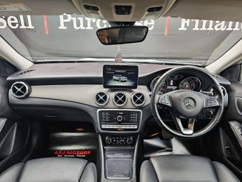 Mercedes-Benz GLA 2.1 GLA200d Sport (Executive) 7G-DCT 4MATIC Euro 6 (s/s) 5dr