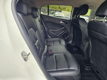 Mercedes-Benz GLA 2.1 GLA200d Sport (Executive) 7G-DCT 4MATIC Euro 6 (s/s) 5dr