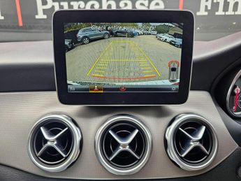 Mercedes-Benz GLA 2.1 GLA200d Sport (Executive) 7G-DCT 4MATIC Euro 6 (s/s) 5dr