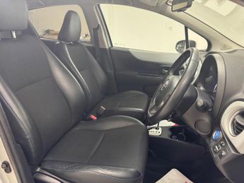 Toyota Yaris 1.5 VVT-h T Spirit CVT Euro 5 5dr