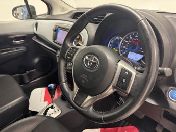 Toyota Yaris 1.5 VVT-h T Spirit CVT Euro 5 5dr