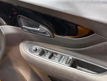 Vauxhall Mokka X 1.4i Turbo Design Nav Auto Euro 6 5dr