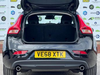 Volvo V40 2.0 D2 Momentum Nav Plus Auto Euro 6 (s/s) 5dr