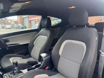 Kia ProCeed 1.6 CRDi EcoDynamics S Euro 5 (s/s) 3dr