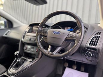 Ford Focus 1.0T EcoBoost Titanium Euro 6 (s/s) 5dr