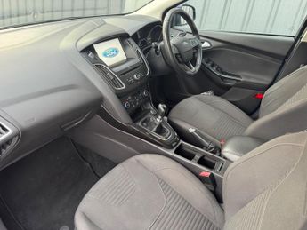 Ford Focus 1.0T EcoBoost Titanium Euro 6 (s/s) 5dr