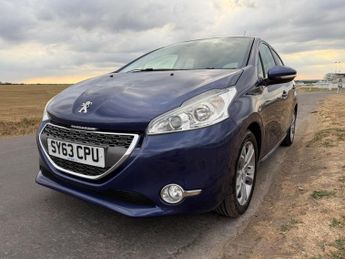 Peugeot 208 1.2 VTi PureTech Allure Euro 6 5dr