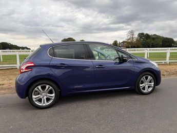 Peugeot 208 1.2 VTi PureTech Allure Euro 6 5dr