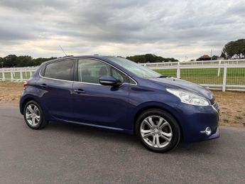 Peugeot 208 1.2 VTi PureTech Allure Euro 6 5dr