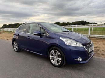 Peugeot 208 1.2 VTi PureTech Allure Euro 6 5dr