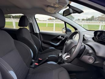 Peugeot 208 1.2 VTi PureTech Allure Euro 6 5dr